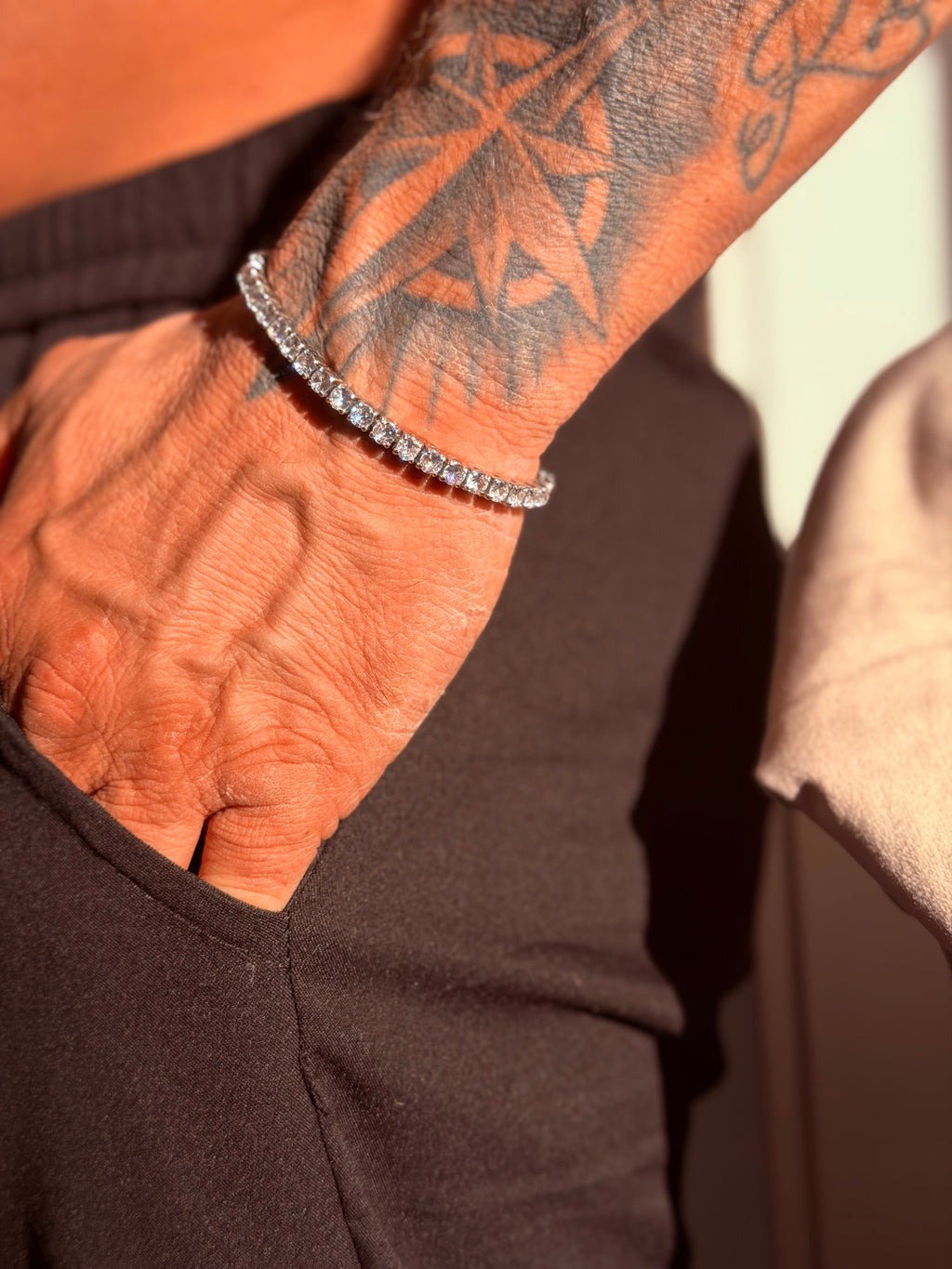 BRACCIALE HUGÓ