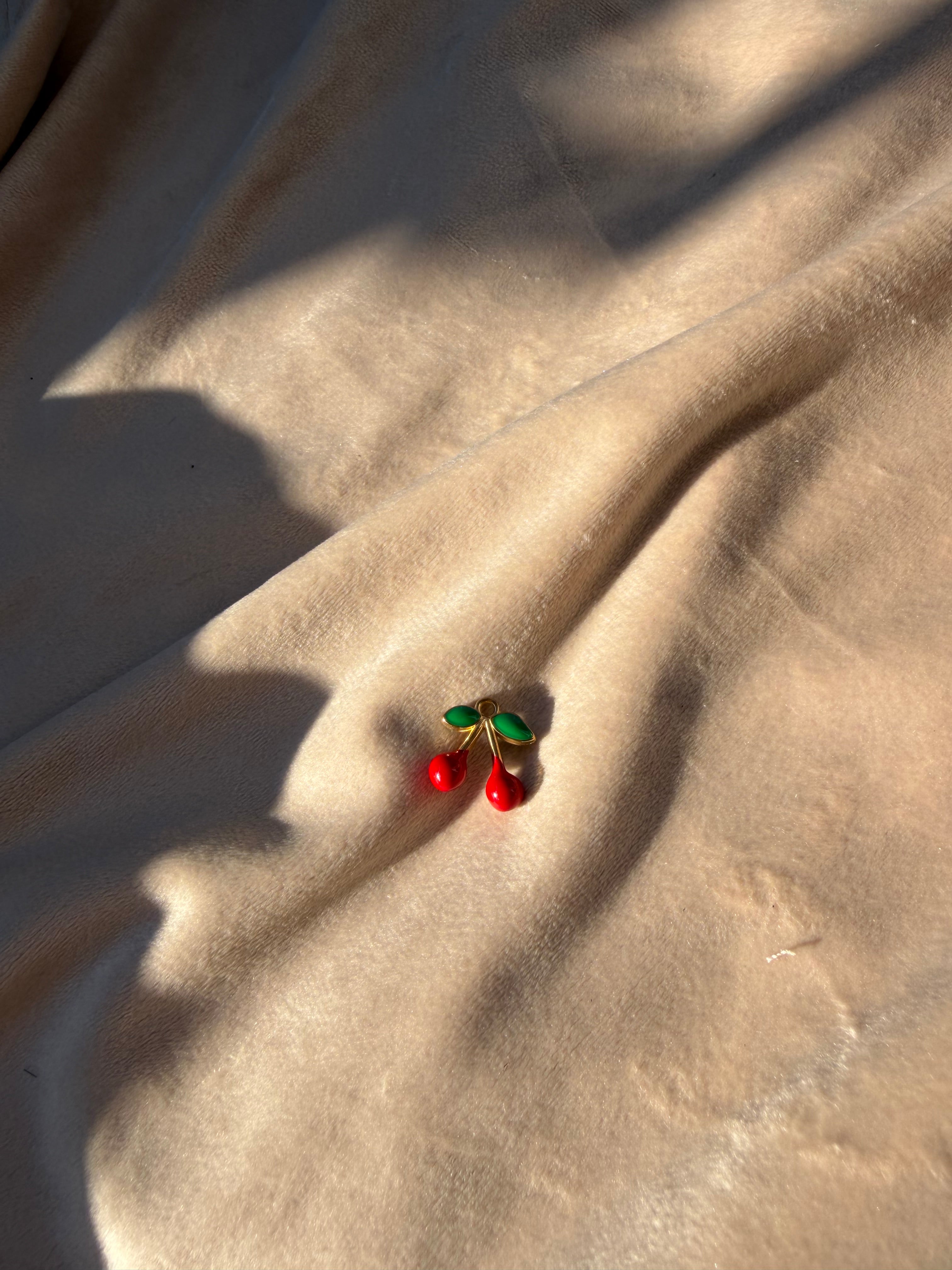 CHARM CHERRY