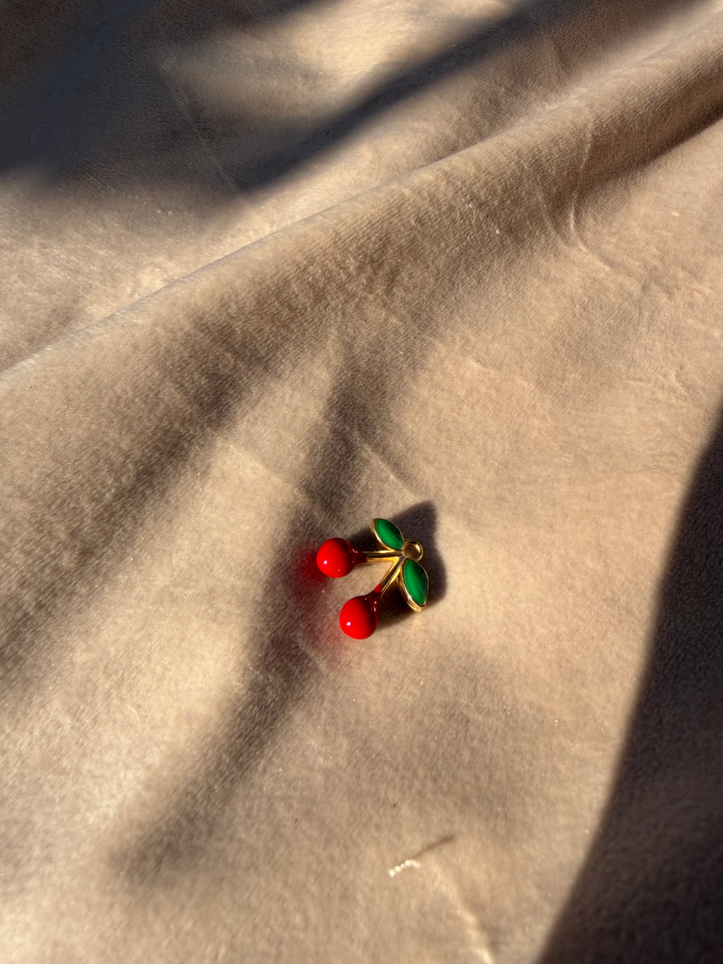 CHARM CHERRY
